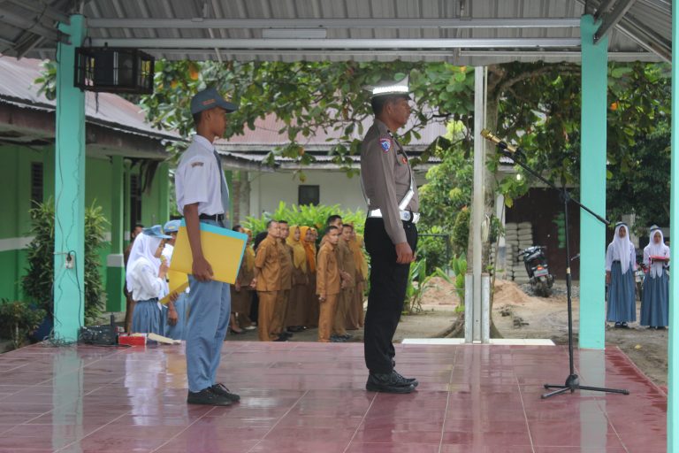 Upacara Bendera Bersama Kapolsek Prapat Janji, Buntu Pane